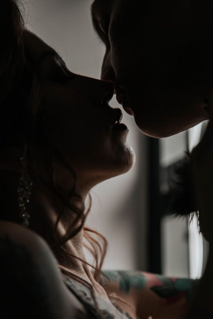 Mujer joven y seductora