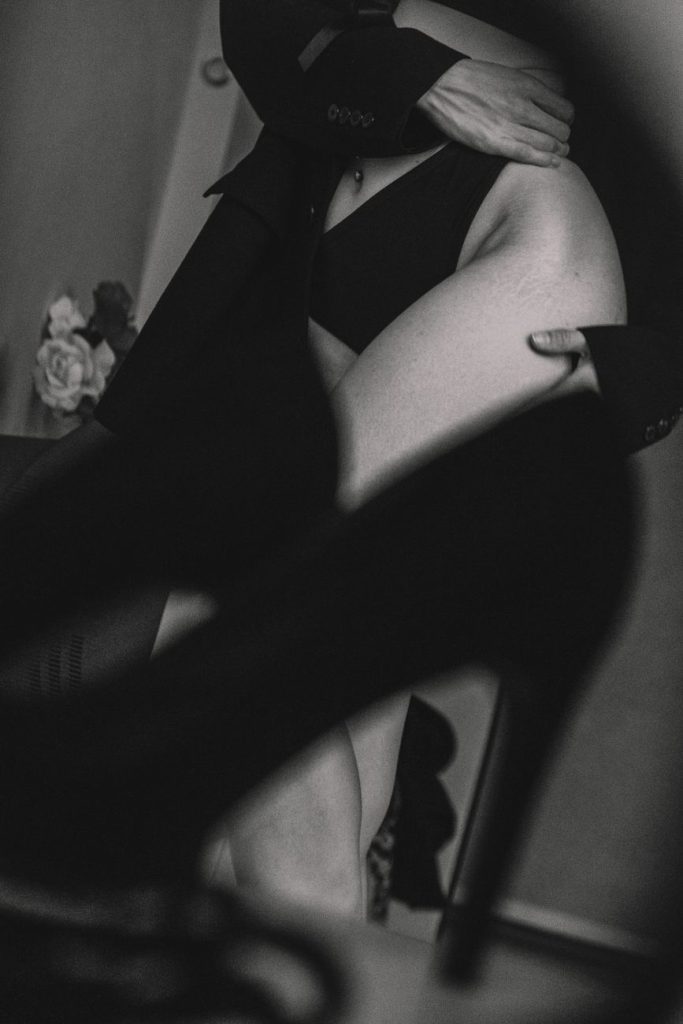 Mujer joven y seductora